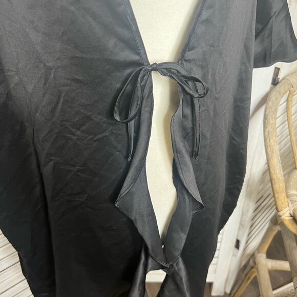 VICTORIA'S SECRET Women's Satin Robe Pajama Top Black NWT One Size Ruffle Sexy - Picture 6 of 12